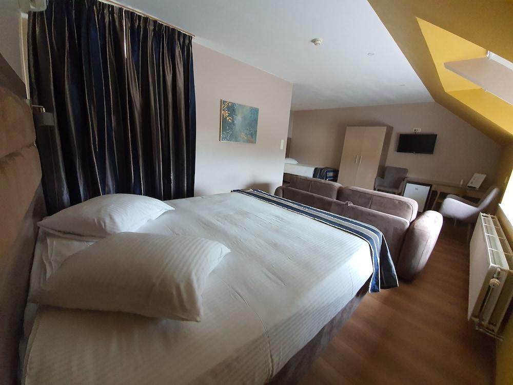 Saint-Gilles Hotel Midi-Zuid מראה חיצוני תמונה